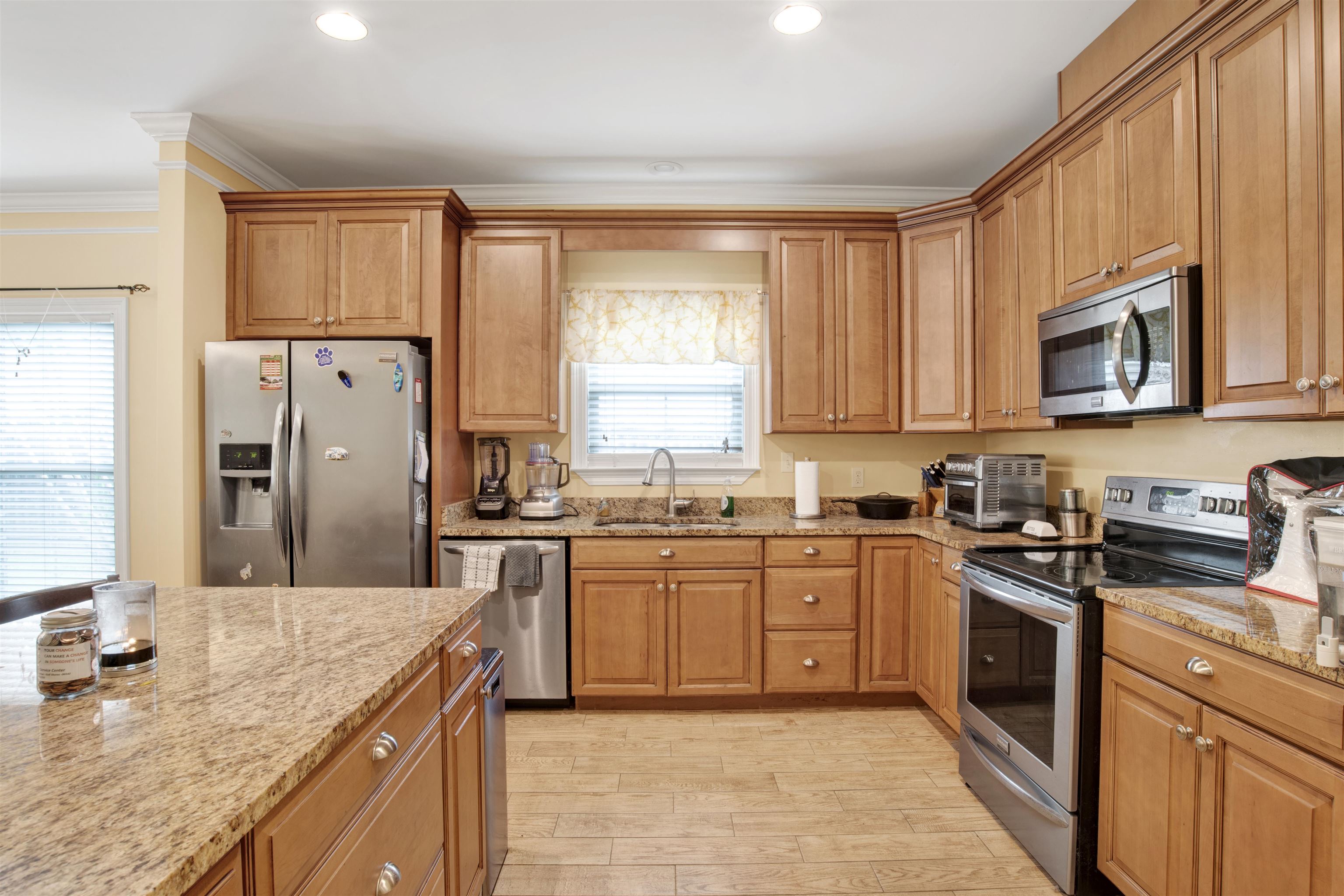6679 Daniel Styron Lane Gulf Shores, AL 36542 - Photo 10 of 38 Kitchen
