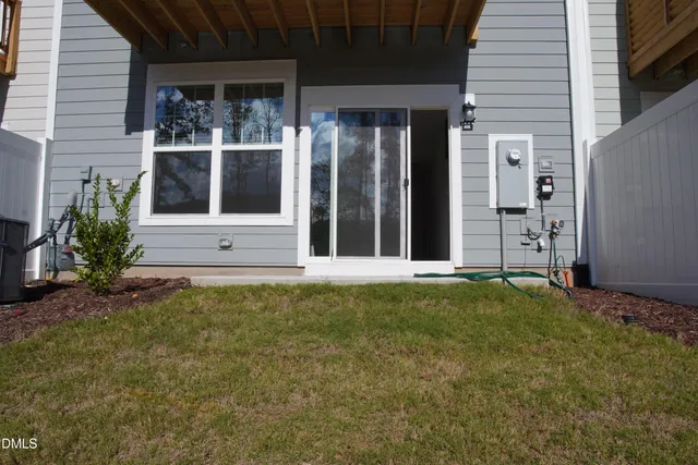 $2,343 | 2709 Hunter Woods Drive, Apex, NC 27502