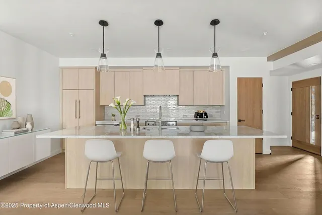 $4,495,000 | 360 Wood Road, Unit 502, Snowmass Village, CO 81615