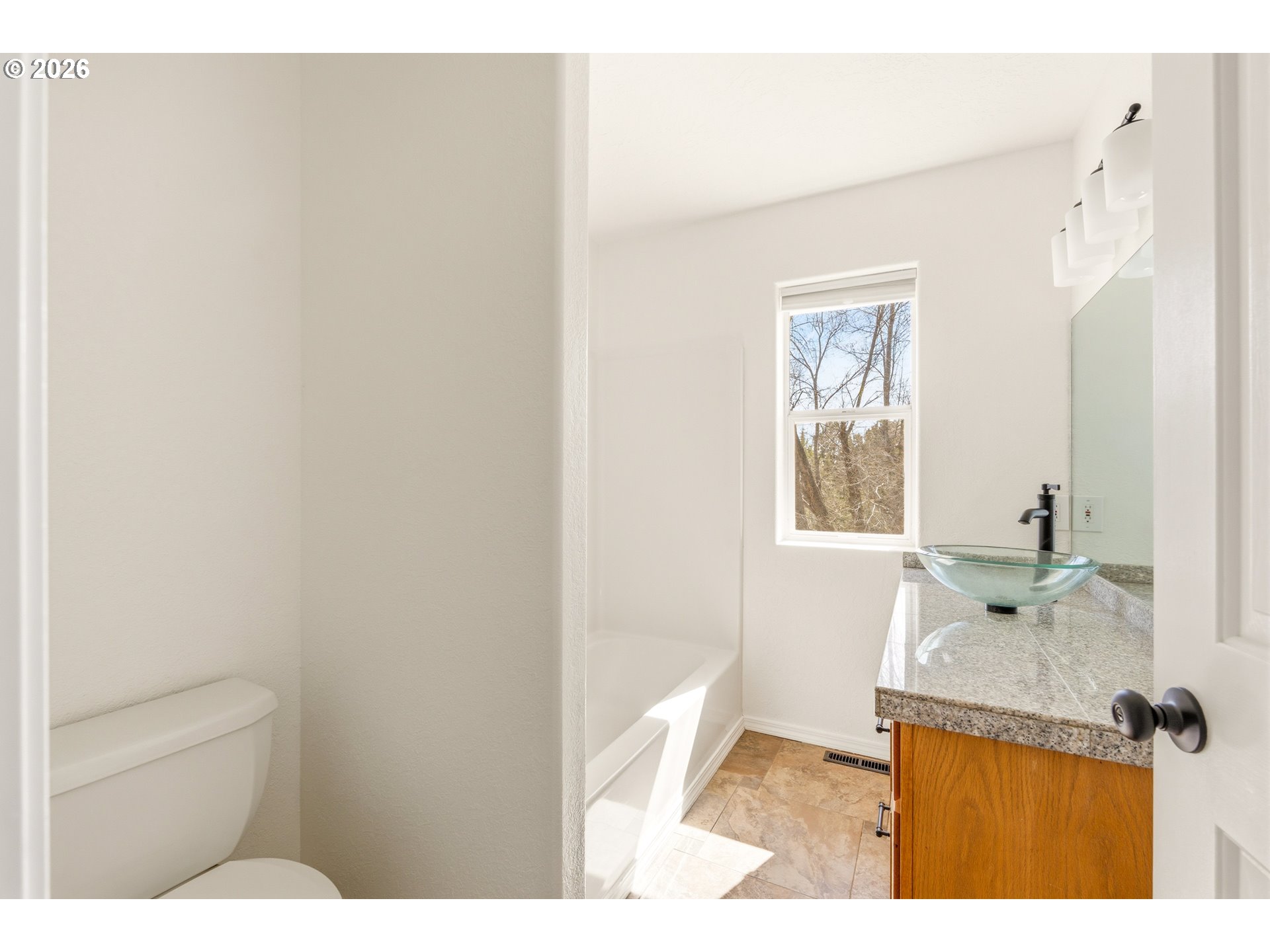 3244 Southwest 34th Street Redmond, OR 97756 - Photo 23 of 42 Bathroom