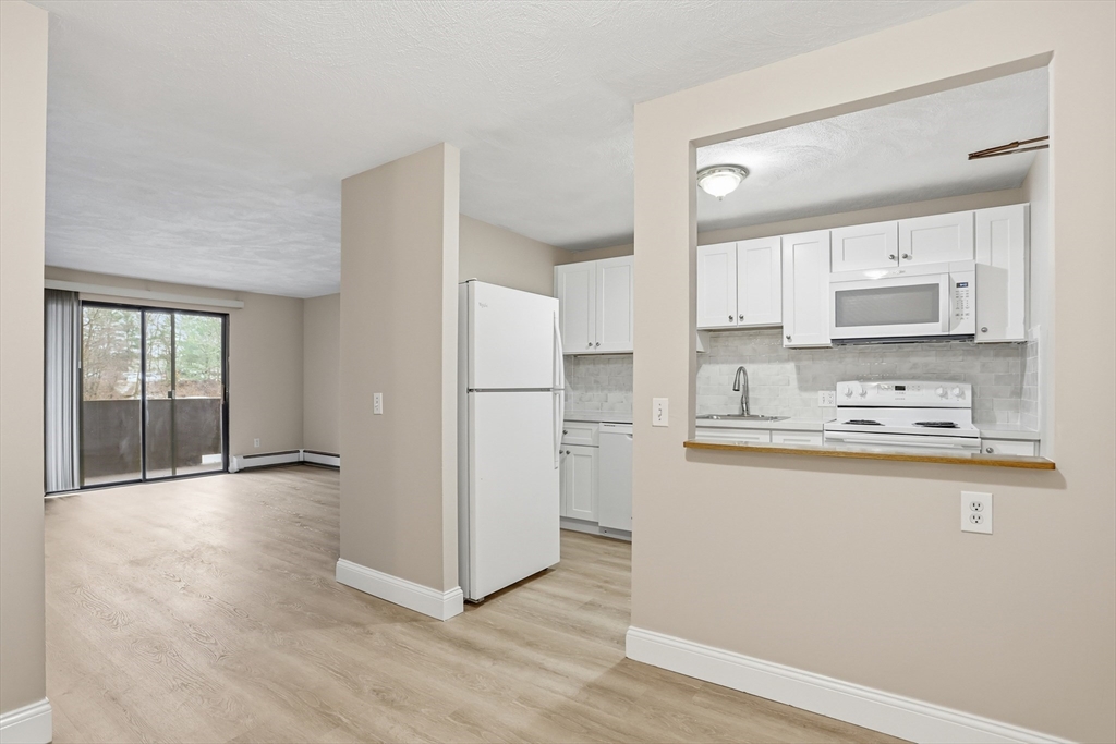 11 Davis Road, Unit B8 Acton, MA 01720 - Photo 13 of 30