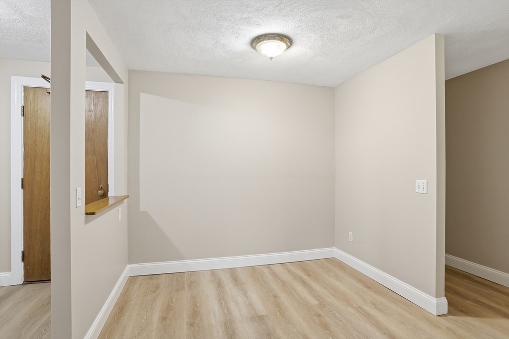 11 Davis Road, Unit B8 Acton, MA 01720 - Photo 16 of 30