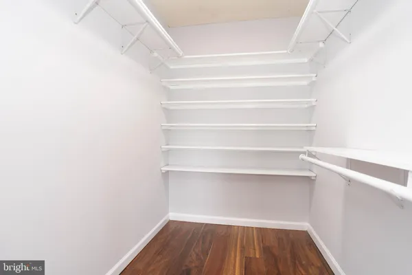 $1,850 | 2059 Huntington Avenue, Unit 1204, Alexandria, VA 22303