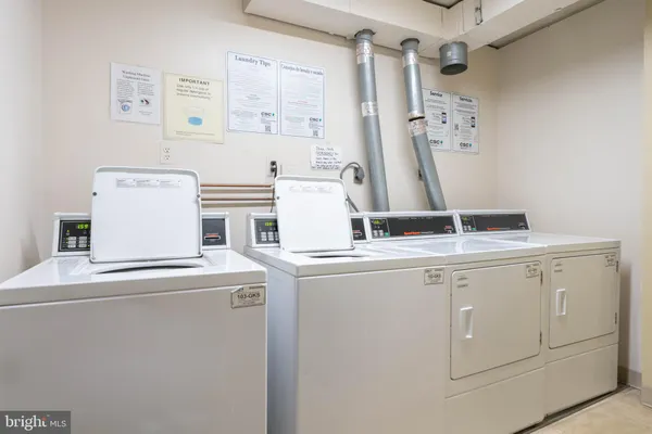 $1,850 | 2059 Huntington Avenue, Unit 1204, Alexandria, VA 22303