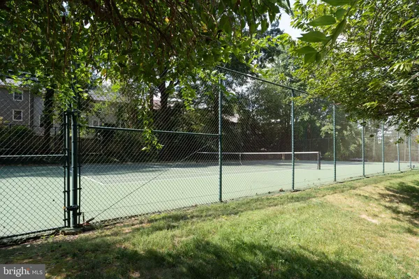 $1,850 | 2059 Huntington Avenue, Unit 1204, Alexandria, VA 22303