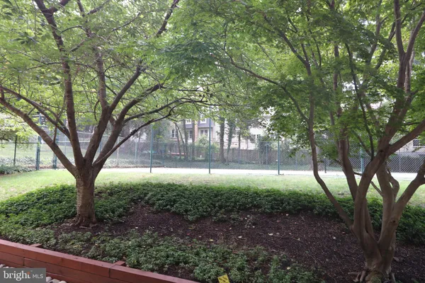 $1,850 | 2059 Huntington Avenue, Unit 1204, Alexandria, VA 22303