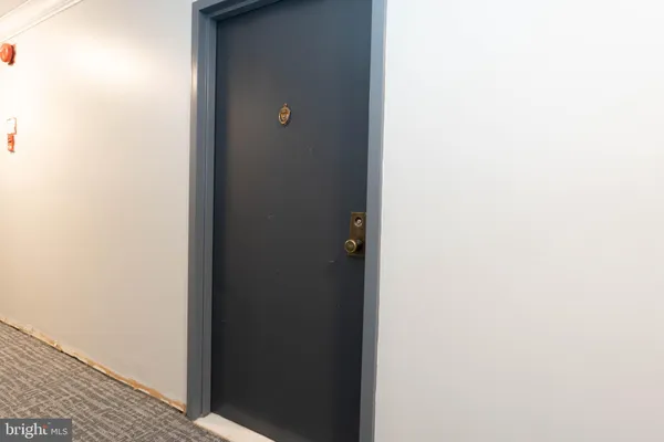 $1,850 | 2059 Huntington Avenue, Unit 1204, Alexandria, VA 22303