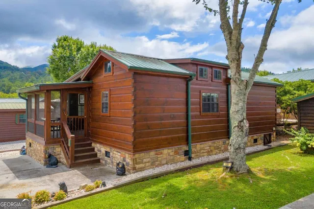 $315,000 | 112 River Vista Drive, Unit 112 & 106, Dillard, GA 30537