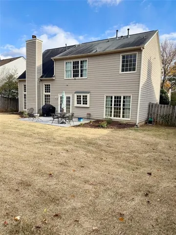 a view of a pool of the house
