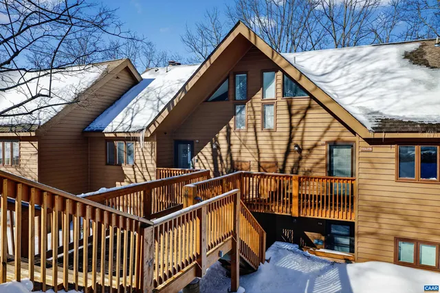 $254,000 | 775 Laurelwood, Unit 775, Roseland, VA 22967