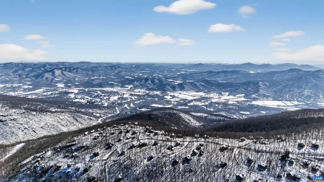 $254,000 | 775 Laurelwood, Unit 775, Roseland, VA 22967