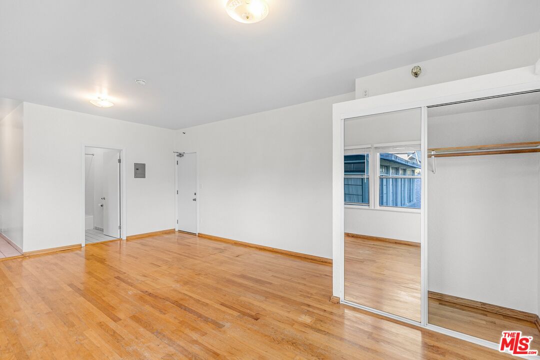 26 Breeze Avenue, Unit 7 Venice, CA 90291 - Photo 6 of 18