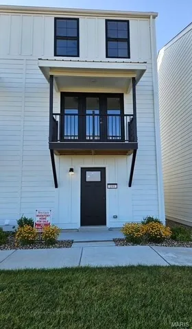 $249,900 | 108 Canal Cottage Alley, St. Charles, MO 63301