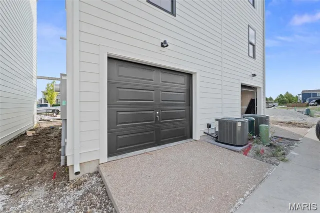 $249,900 | 108 Canal Cottage Alley, St. Charles, MO 63301