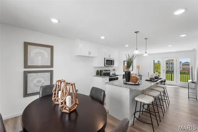 $249,900 | 108 Canal Cottage Alley, St. Charles, MO 63301