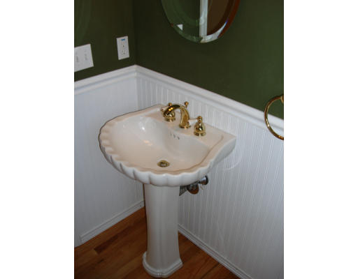 27 Huckleberry Road Hopkinton, MA 01748 - Photo 17 of 19 Gallery Image 17