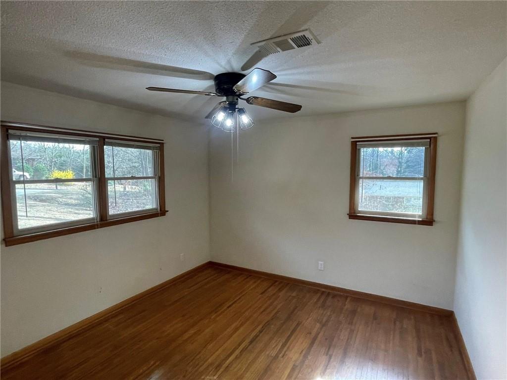 683 Collier Road Toccoa, GA 30577 - Photo 14 of 23