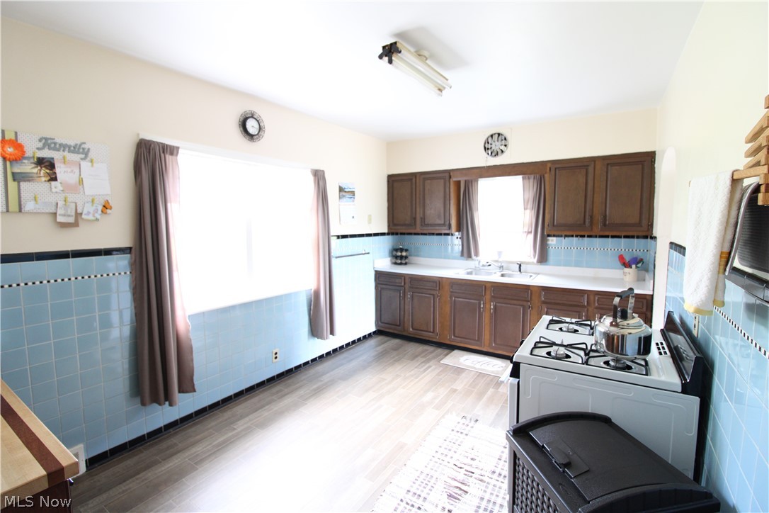 2702 Hague Road Orwell, OH 44076 - Photo 9 of 25 Gallery Image 9
