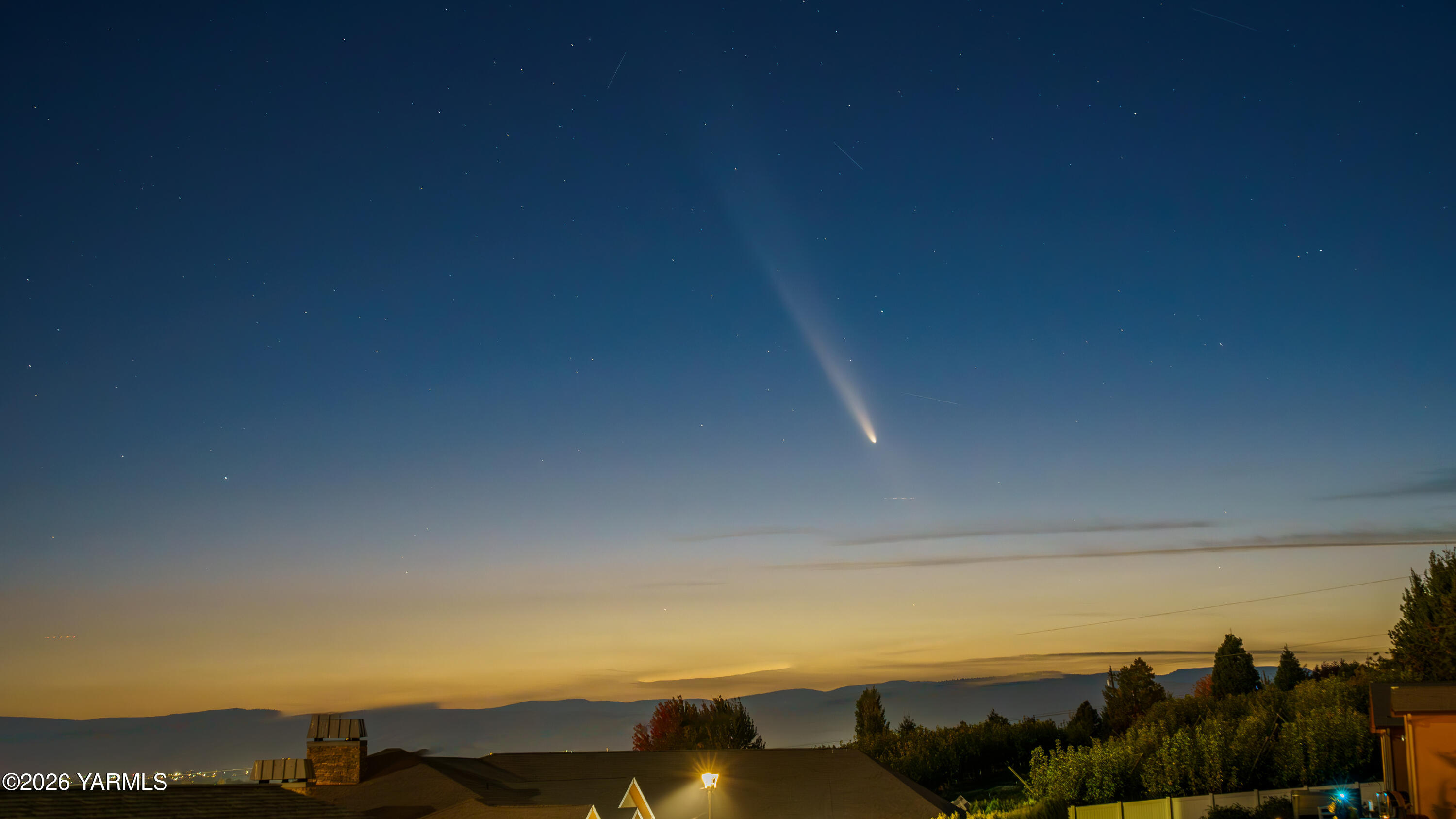 304 Rainier Street Yakima, WA 98908 - Photo 6 of 39 Comet Tsuchinshan-ATLAS ((C2023A3))