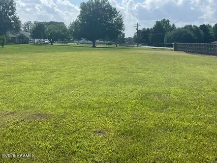 $25,000 | 1 Bunker Drive, St. Martinville, LA 70582