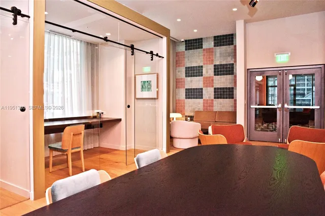 $4,500 | 11 Northeast 6th Street, Unit 1109, Miami, FL 33132