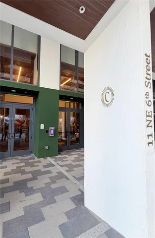 $4,500 | 11 Northeast 6th Street, Unit 1109, Miami, FL 33132