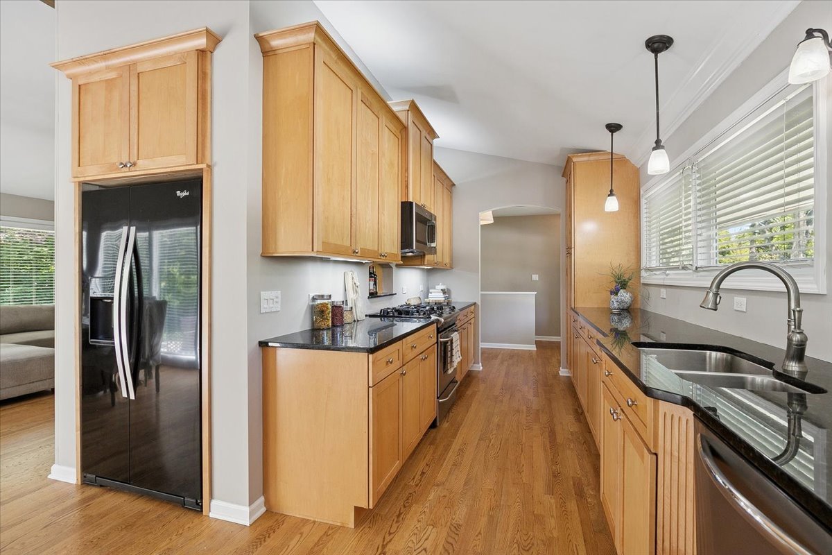 505 Butterfield Road Libertyville, IL 60048 - Photo 6 of 29 Gallery Image 6