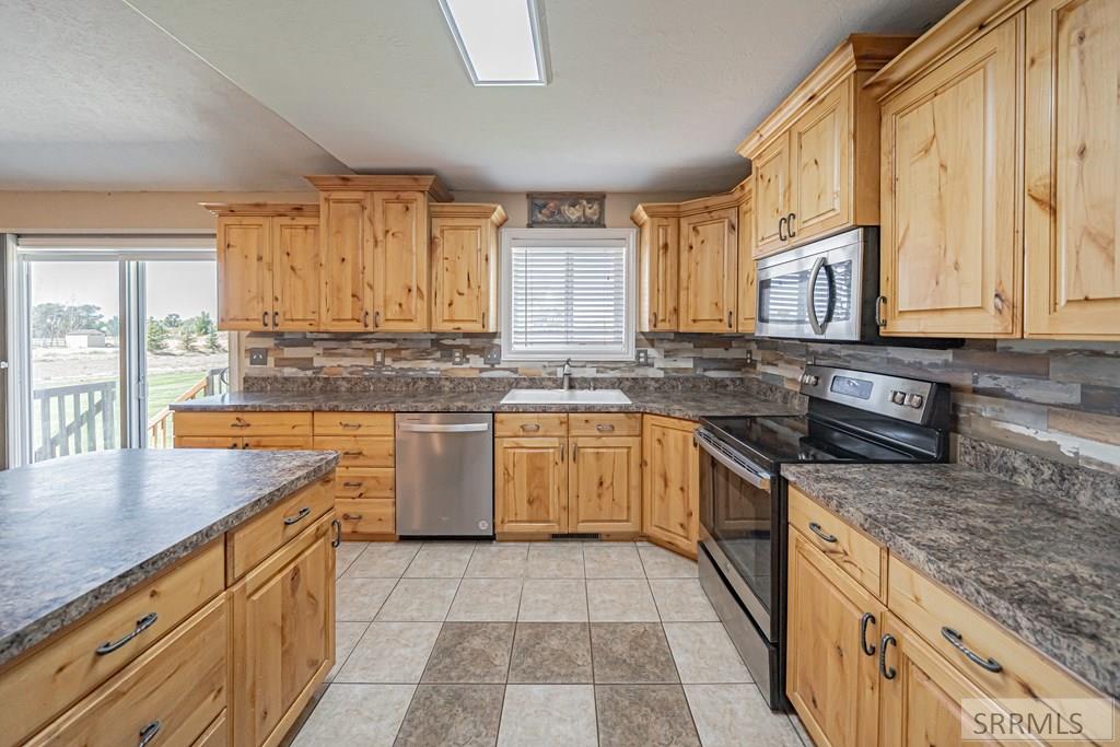 3379 East 163 North Rigby, ID 83442 - Photo 13 of 74