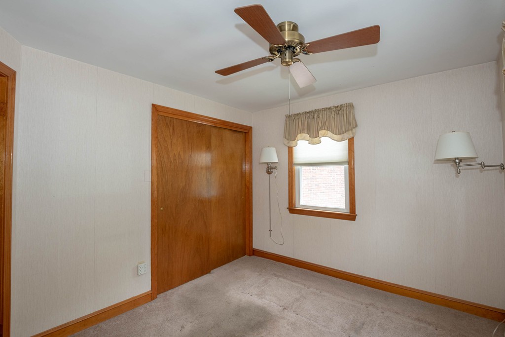15 Richardson Road Stoneham, MA 02180 - Photo 13 of 30 Gallery Image 13