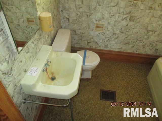21573 North Cameron Road Cuba, IL 61427 - Photo 11 of 19