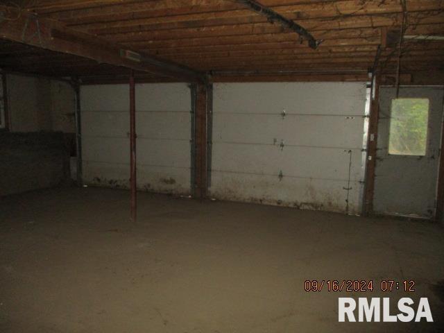 21573 North Cameron Road Cuba, IL 61427 - Photo 3 of 19