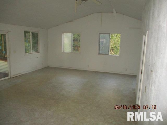 21573 North Cameron Road Cuba, IL 61427 - Photo 5 of 19