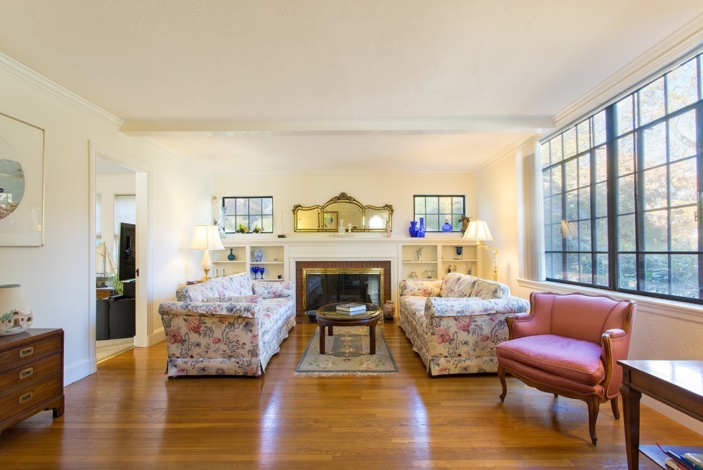 41 Alderwood Road Newton, MA 02459 - Photo 4 of 17 Gallery Image 4