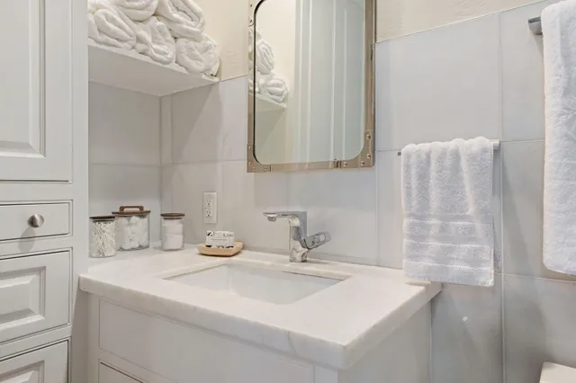 $845,000 | 220 Elm Avenue, Unit 9, Carpinteria, CA 93013