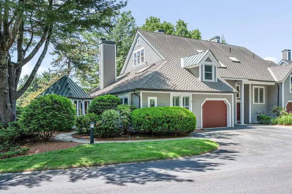 $599,900 | 4 Green Heron Lane, Nashua, NH 03062