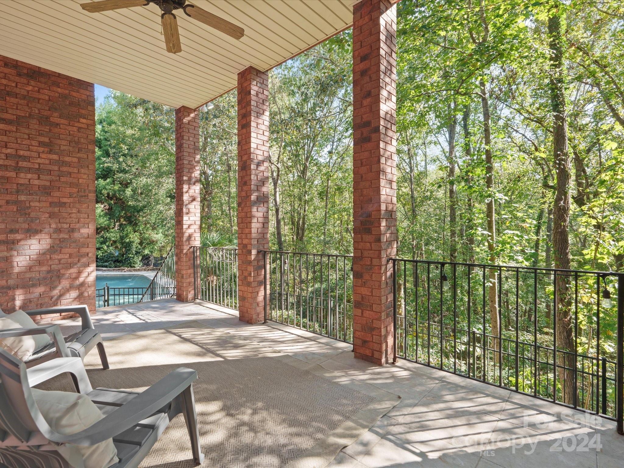413 Hendon Row Fort Mill, SC 29715 - Photo 39 of 48 Gallery Image 39
