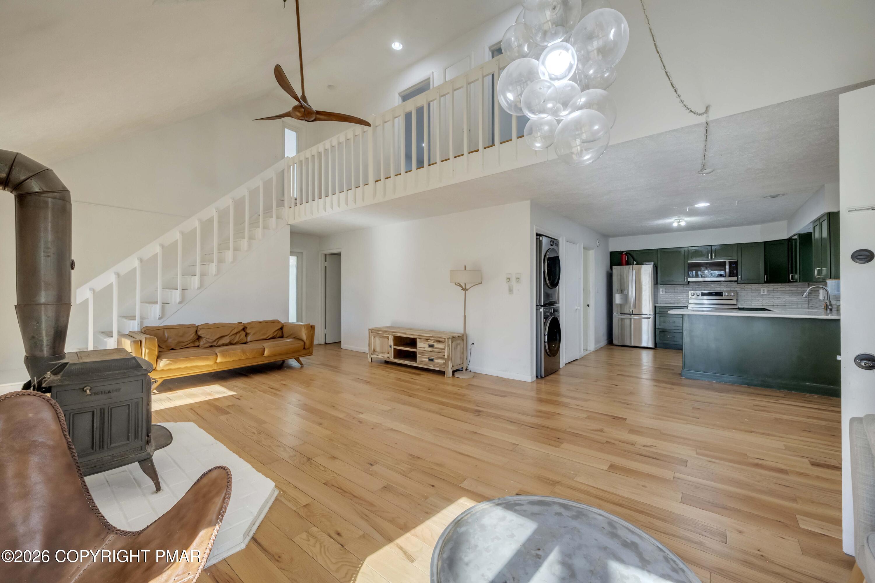 187 Bellingham Drive Bushkill, PA 18324 - Photo 22 of 45 Family room / Dining combo