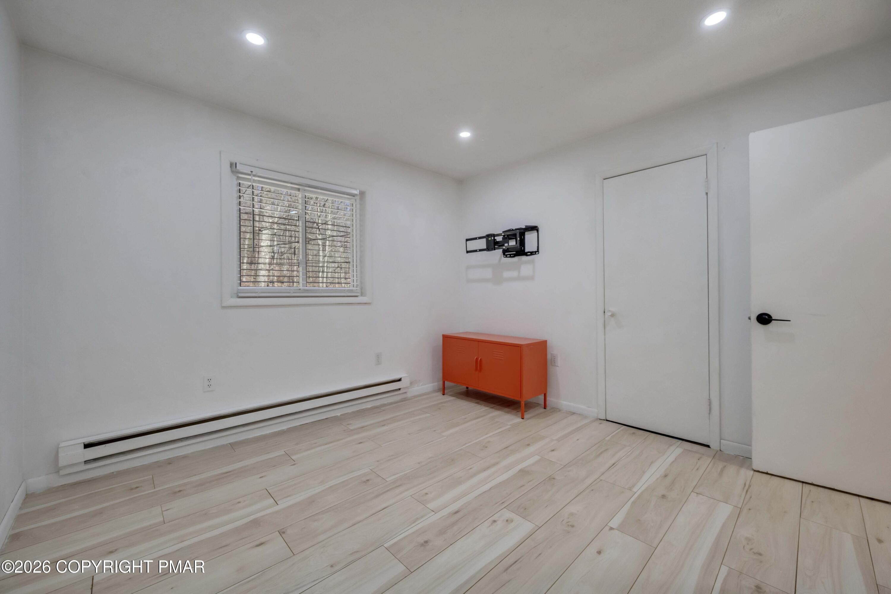 187 Bellingham Drive Bushkill, PA 18324 - Photo 27 of 45 Bedroom 2