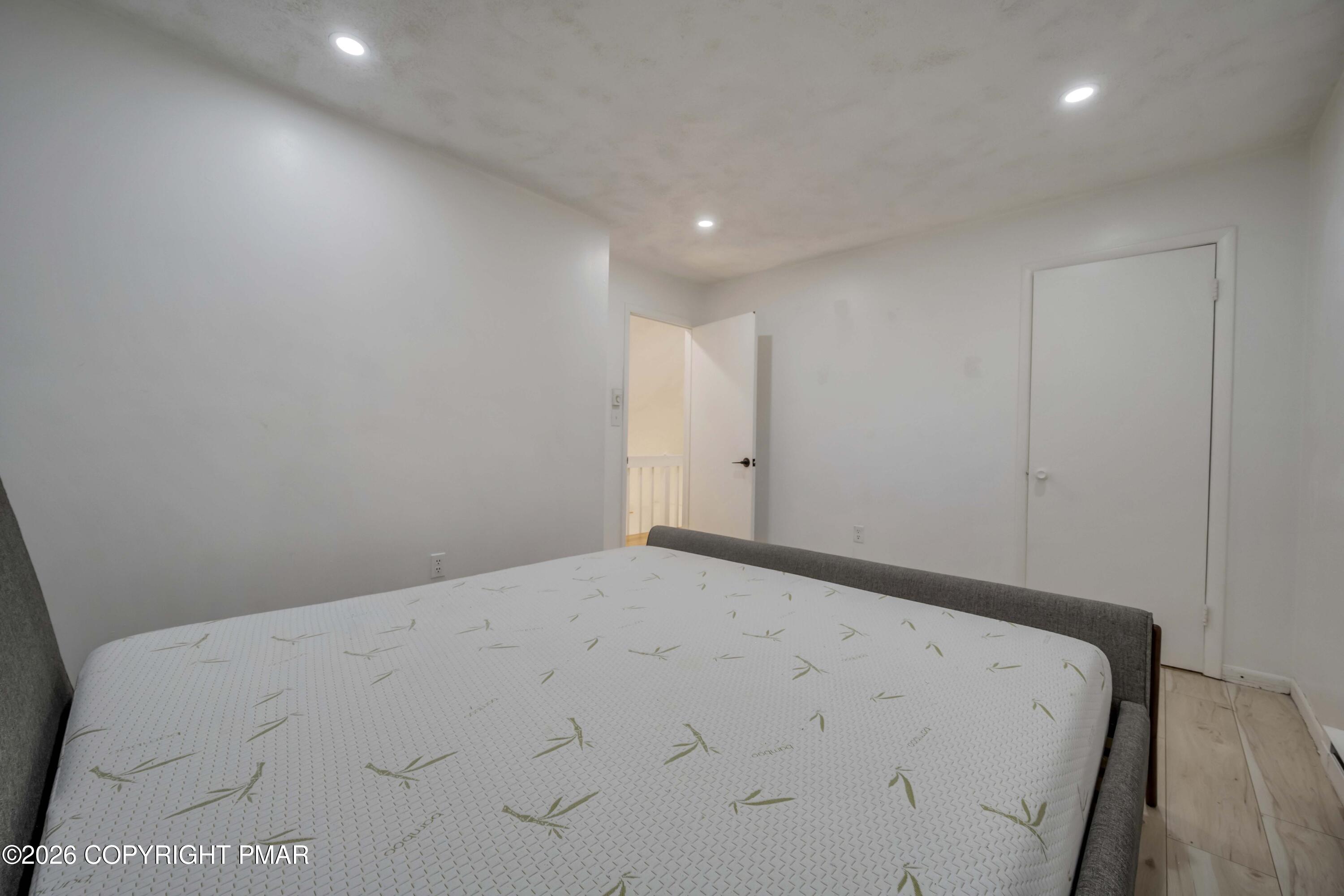 187 Bellingham Drive Bushkill, PA 18324 - Photo 29 of 45 Bedroom 3