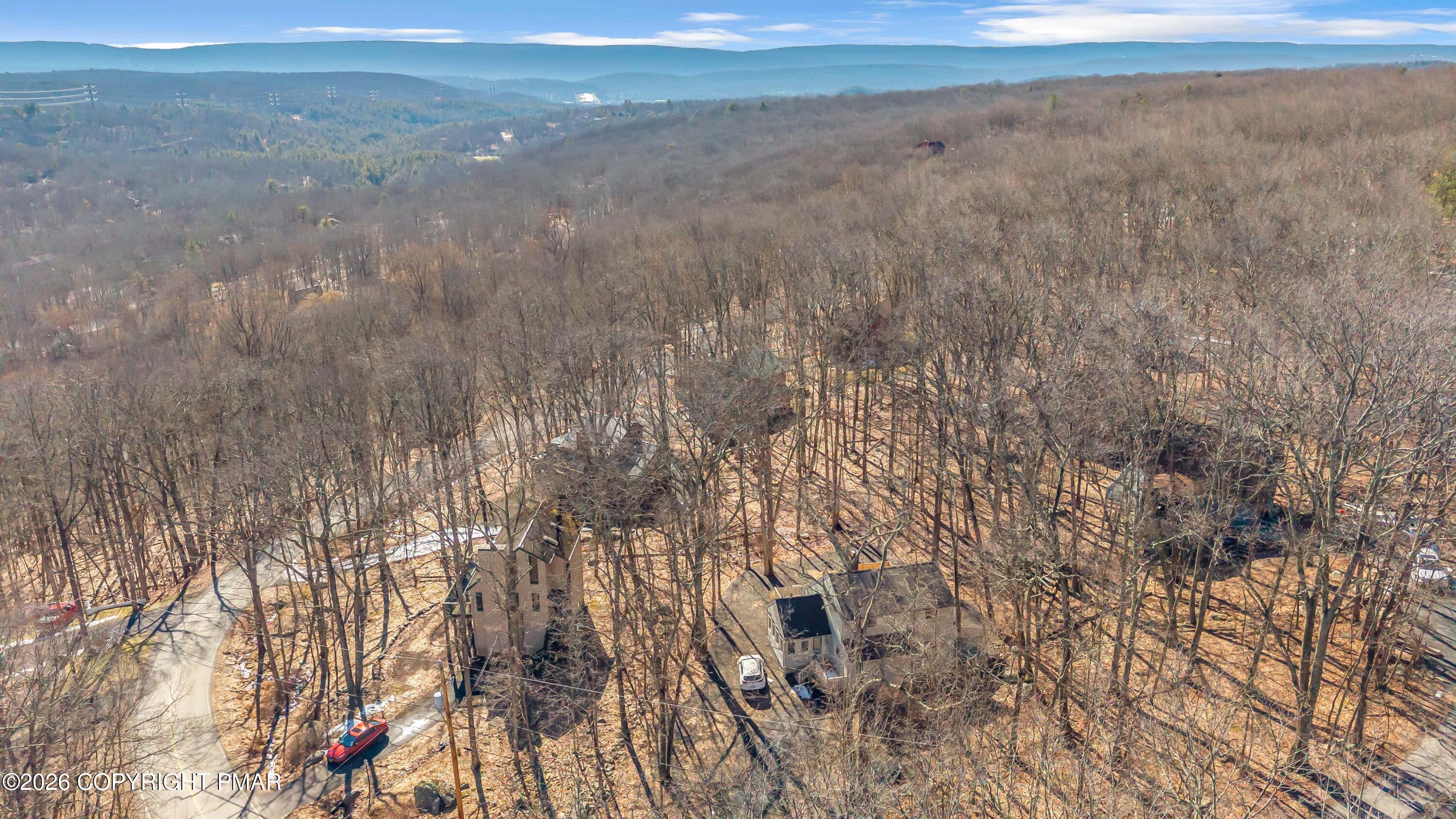 187 Bellingham Drive Bushkill, PA 18324 - Photo 30 of 45 Arial view