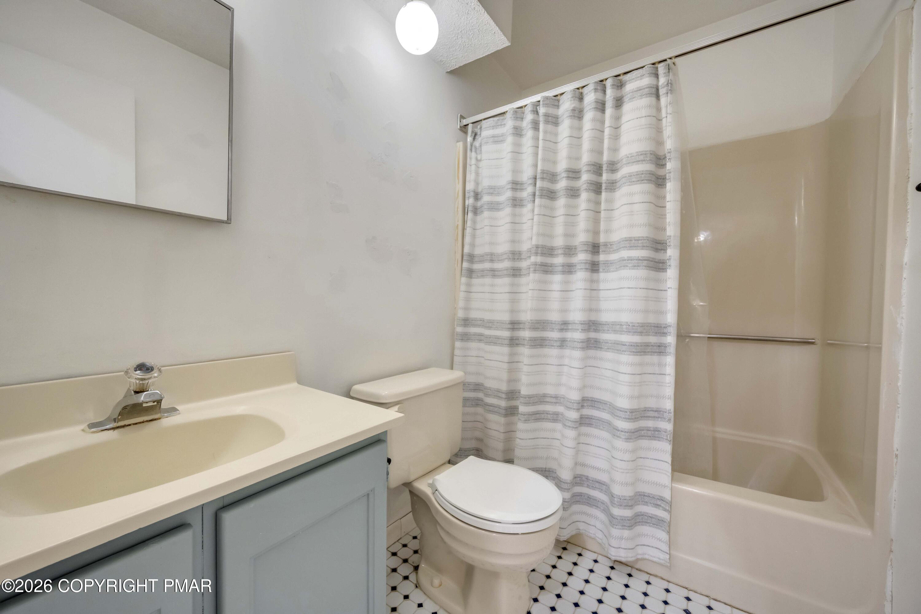 187 Bellingham Drive Bushkill, PA 18324 - Photo 7 of 45 Bathroom 2