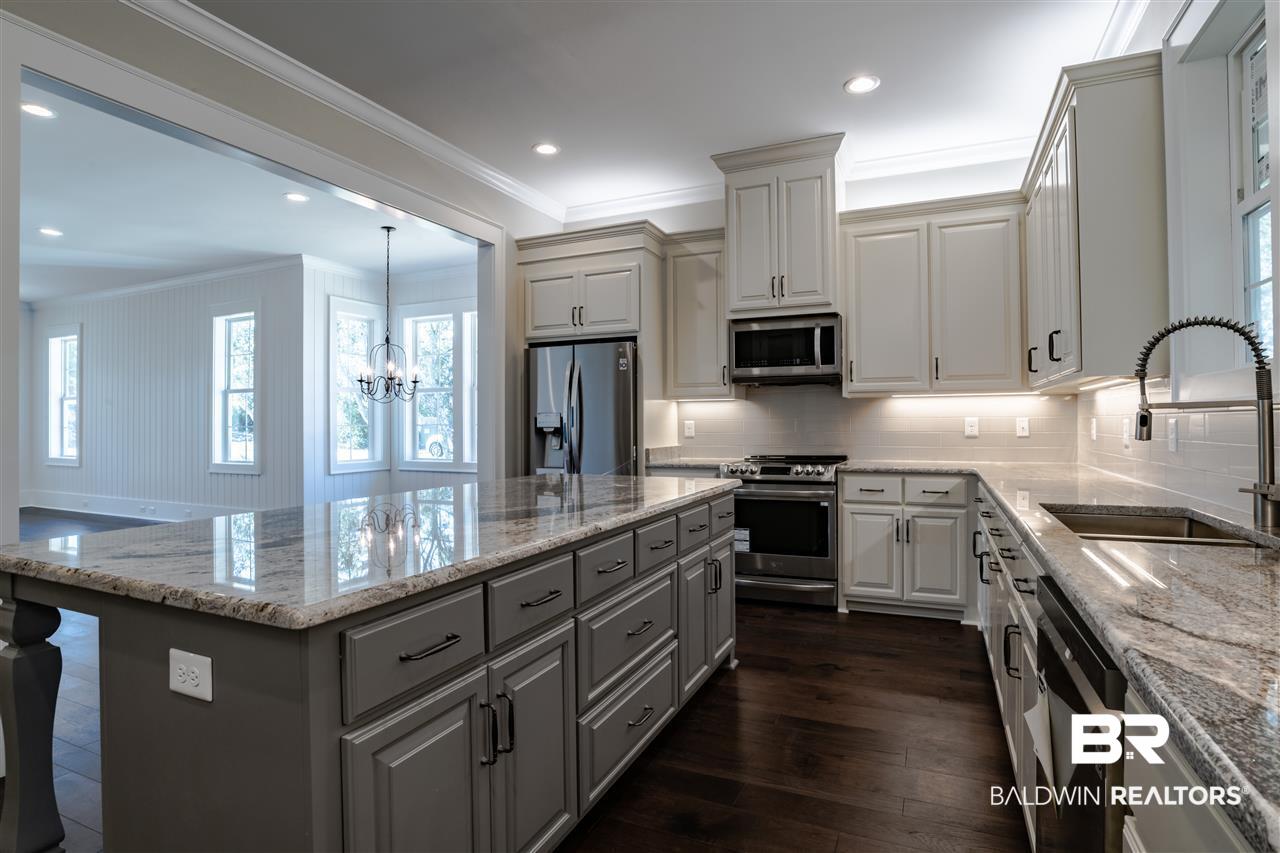 32090 River Cove Orange Beach, AL 36561 - Photo 18 of 28 Custom Kitchen