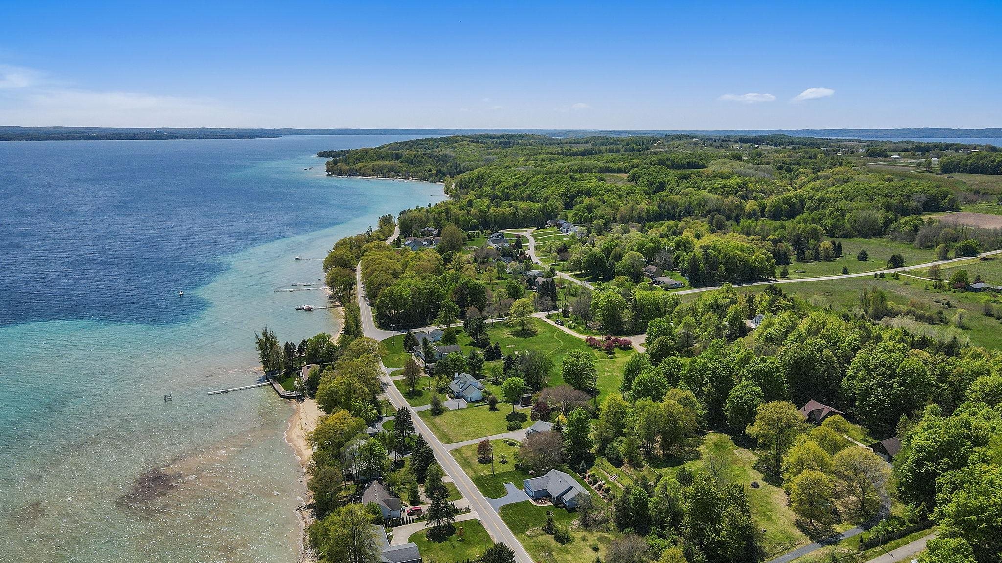 13637 Bluff Road Traverse City, MI 49686 - Photo 61 of 70