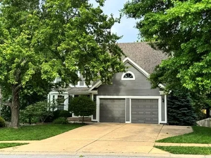 $390,000 | 1334 North Anne Shirley Drive, Olathe, KS 66061
