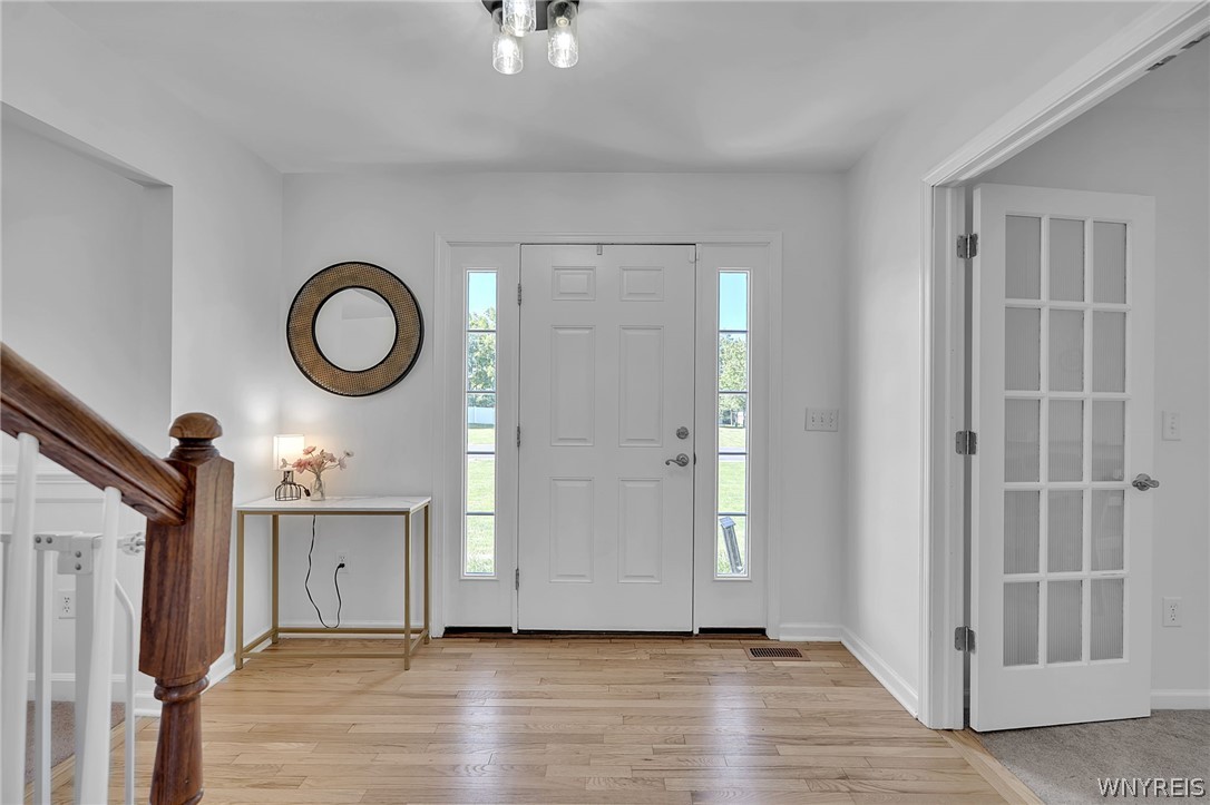 6505 Harvest Ridge Way Lockport, NY 14094 - Photo 10 of 50