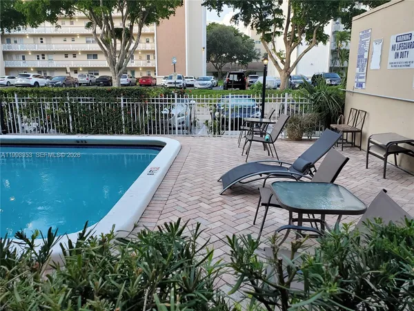 $1,750 | 1300 Moffett Street, Unit 306, Hallandale Beach, FL 33009