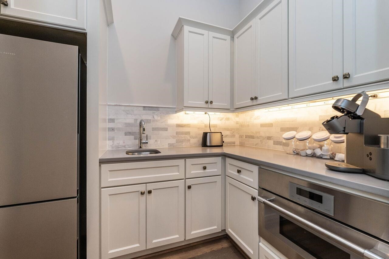 1632 Estate Valley Lane Raleigh, NC 27613 - Photo 15 of 74 Butler's Pantry