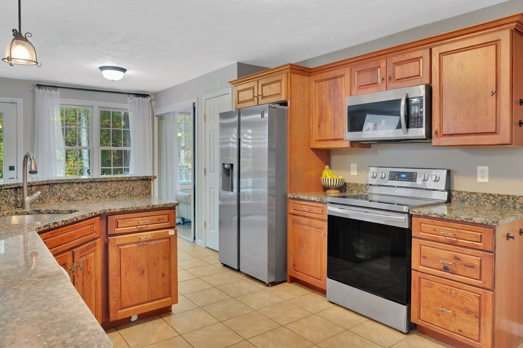 25 Casey Road Charlton, MA 01507 - Photo 5 of 31