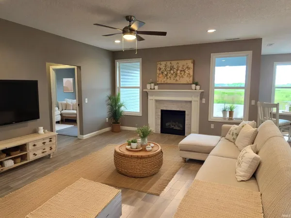 $394,900 | 13033 Vista Verde Boulevard, Fort Wayne, IN 46818
