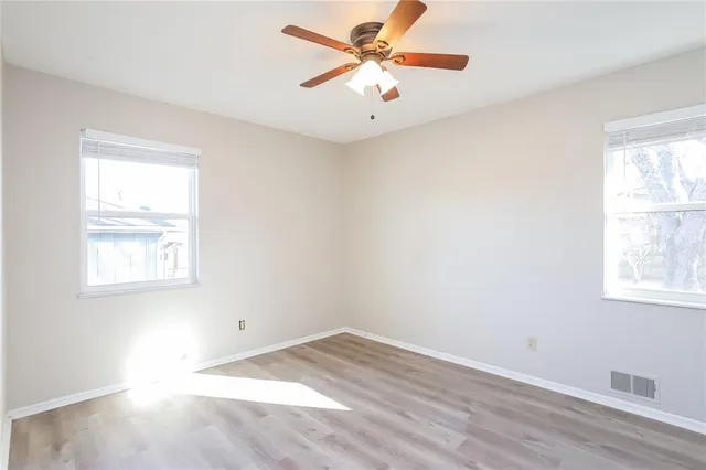 $1,775 | 515 Southeast 19th Street, Oak Grove, MO 64075